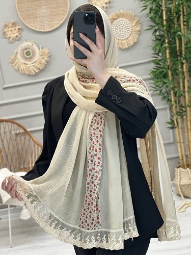 0231- شال حریر برشکا گلدار