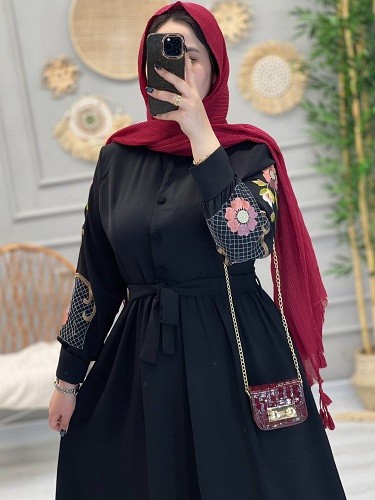 1247- مانتو مزونی گلدوزی