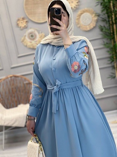 1247- مانتو مزونی گلدوزی