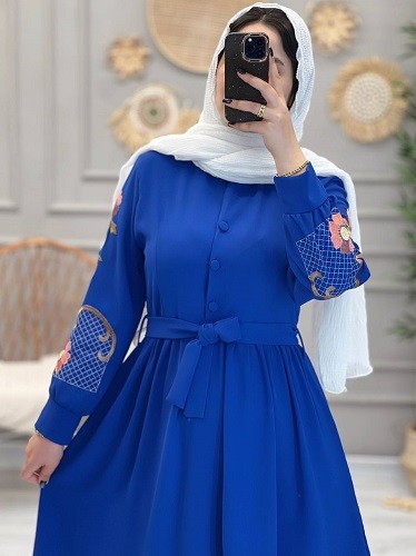 1247- مانتو مزونی گلدوزی