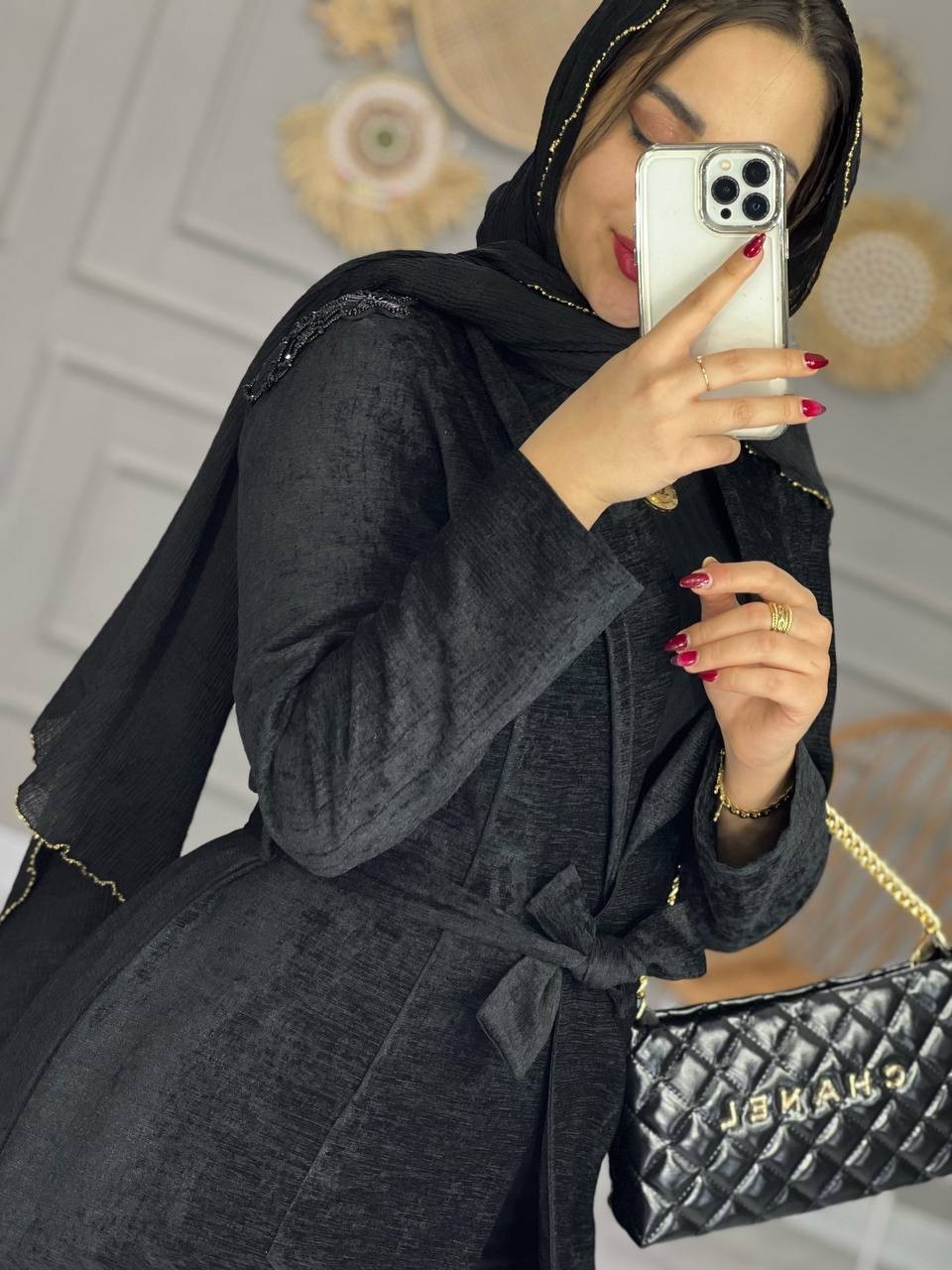 1013- مانتو مزونی مخمل میناز