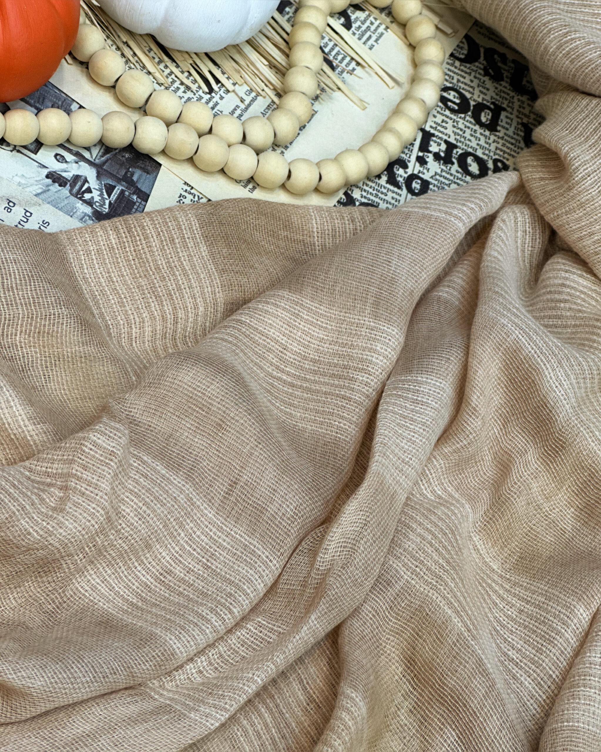 0210_ شال لارا