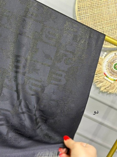 0141_شال مشکی لمه