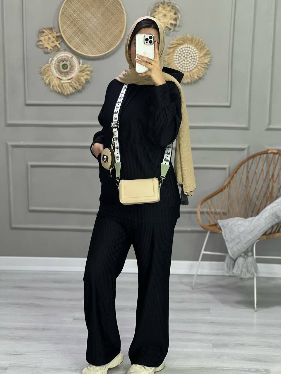 1051- ست هودی و شلوار مانا