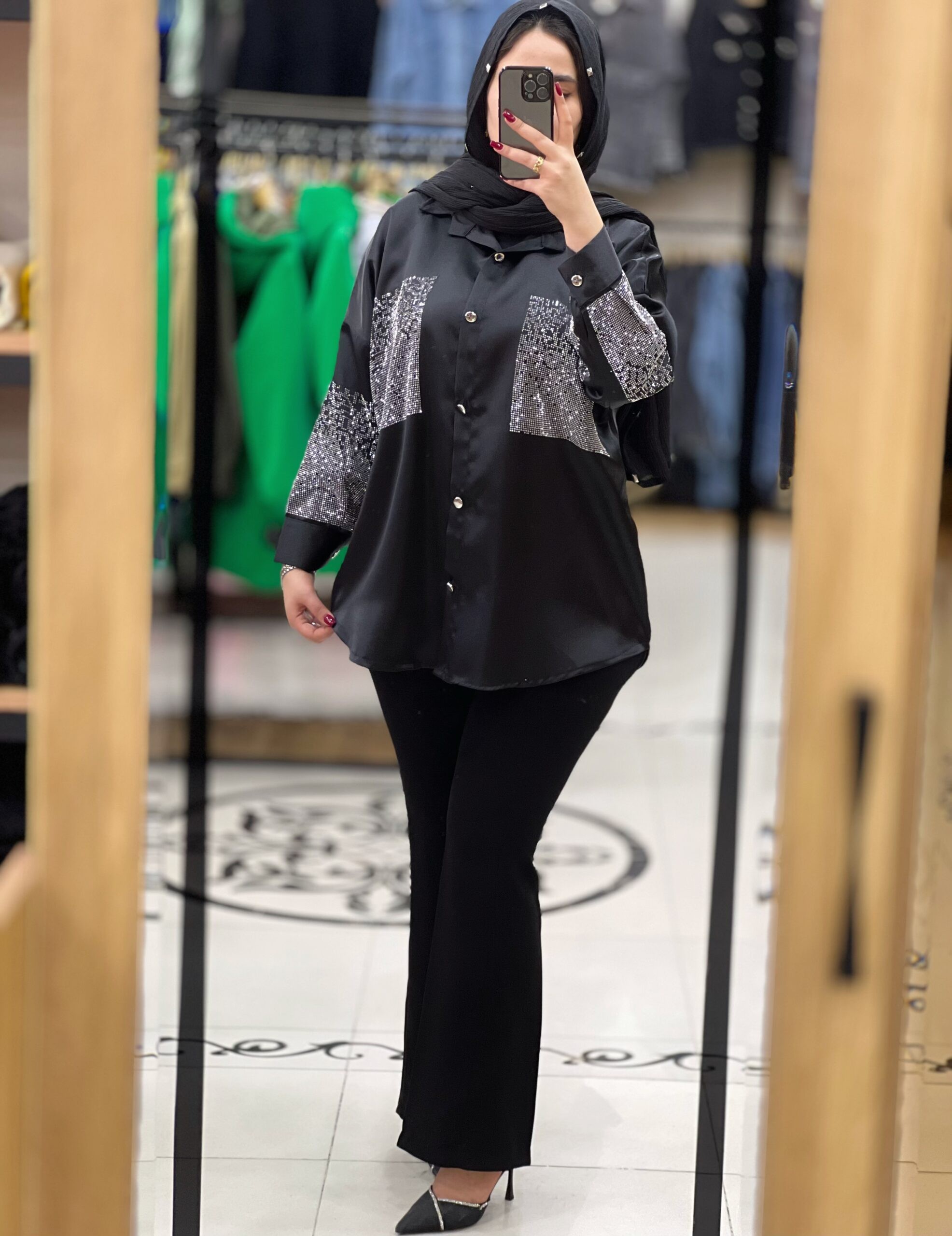 1068- شومیز ساتن نگین