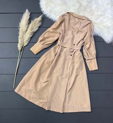 0254_بارونی پشت دکمه