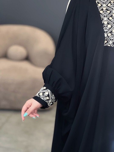 1377-عبایی سوزن دوزی