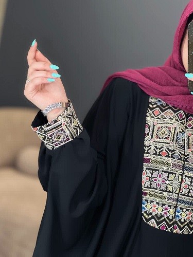 1377-عبایی سوزن دوزی