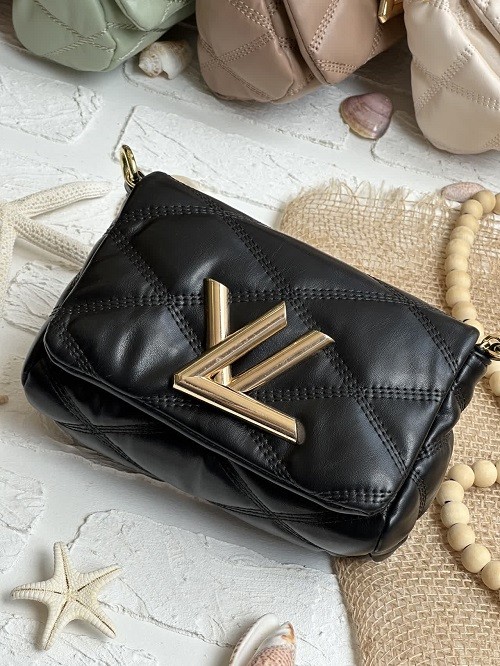 0004 - کیف مزونی ال وی