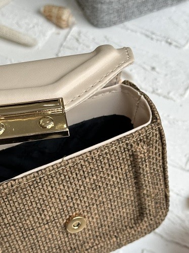 0008 - مینی بگ کنفی