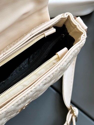 0014 - کیف گلدوزی خرگوشی