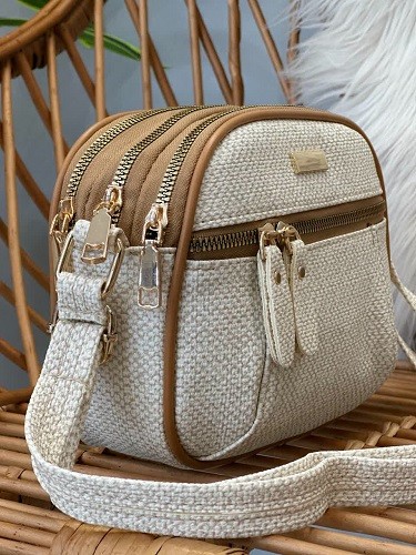 700 - کیف دوشی700