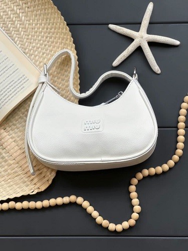 1705-کیف miu miu