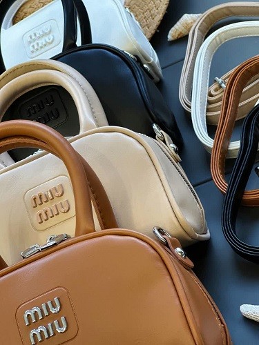 1717-کیف miu مینی