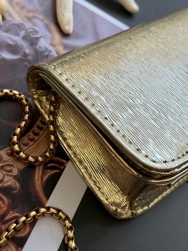 1305-کیف پاسپورتی کد 1305