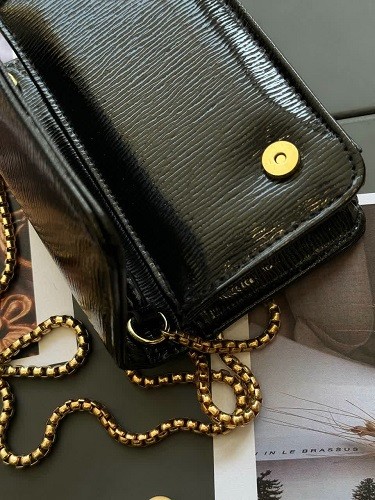 1305-کیف پاسپورتی کد 1305