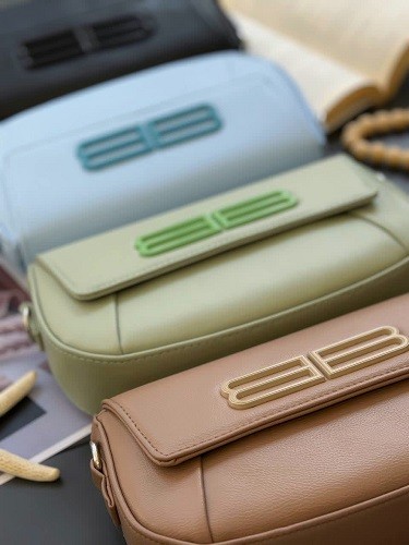 684-کیف بالنسی کد684