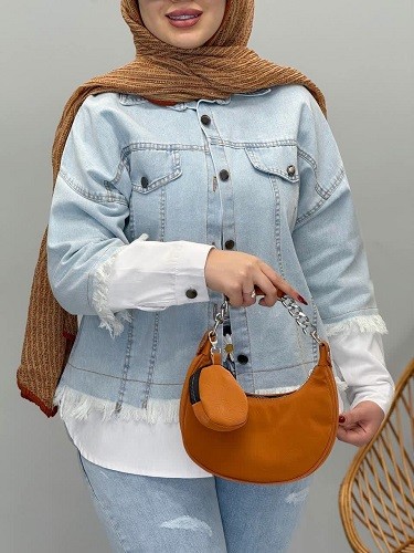 1637_ شکت جین پایین ریش