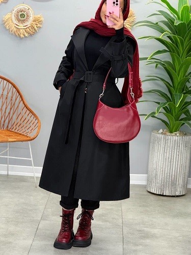 1647_ بارونی آستردار جولیا