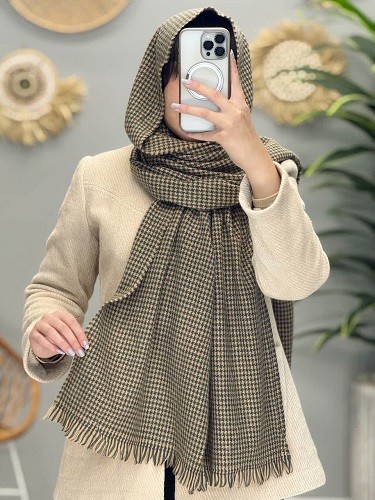 02450-شال پاییزه شیکا