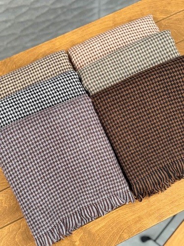 02450-شال پاییزه شیکا