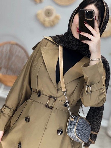 1673-بارونی بلند آوینا