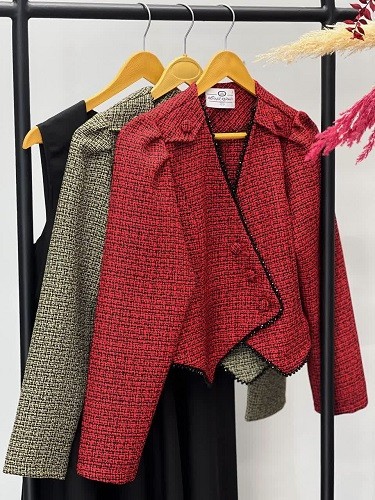 1712-کت و سارافون مروارید