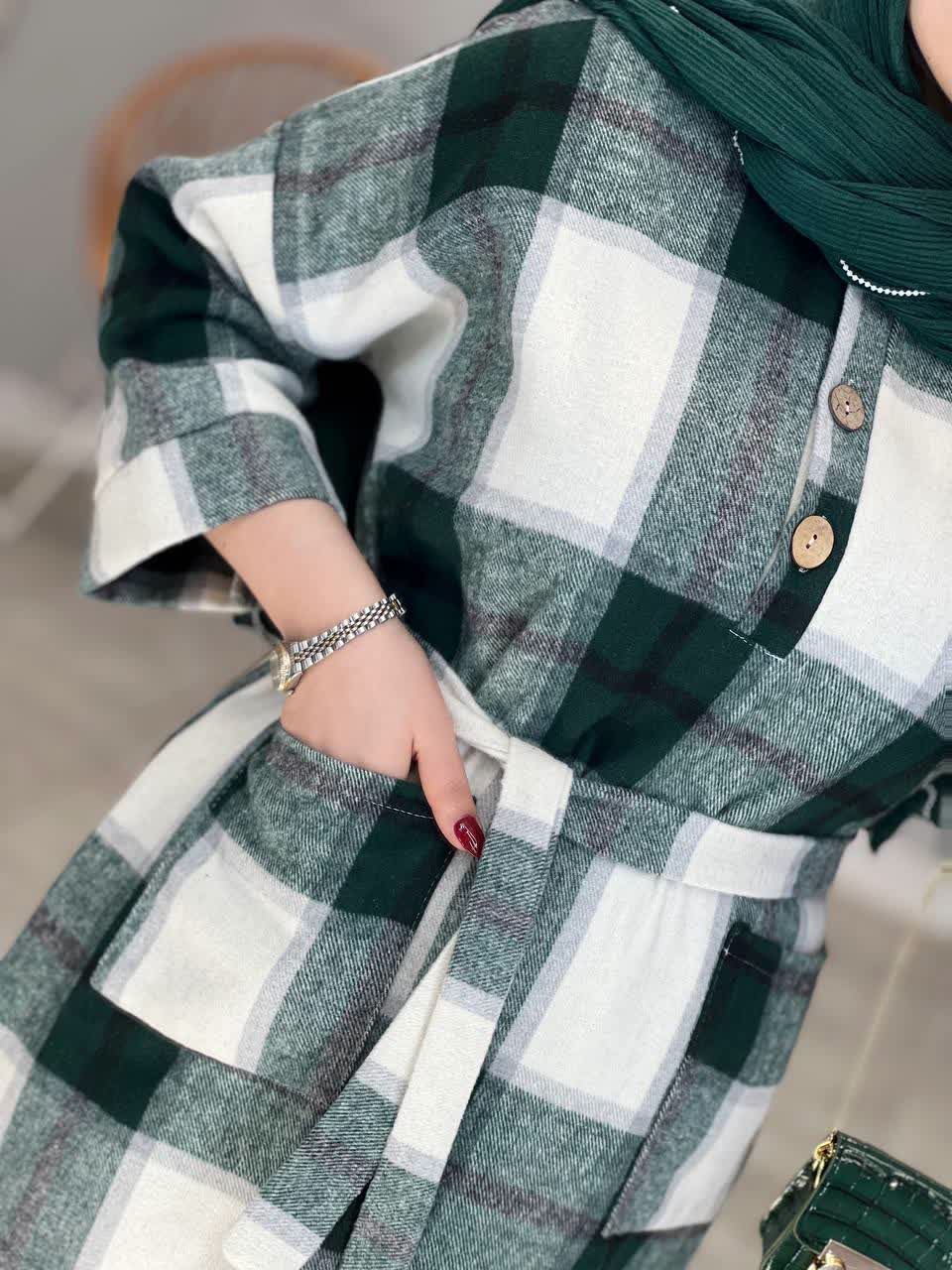 1719_کفتان پشمی نیلوفر