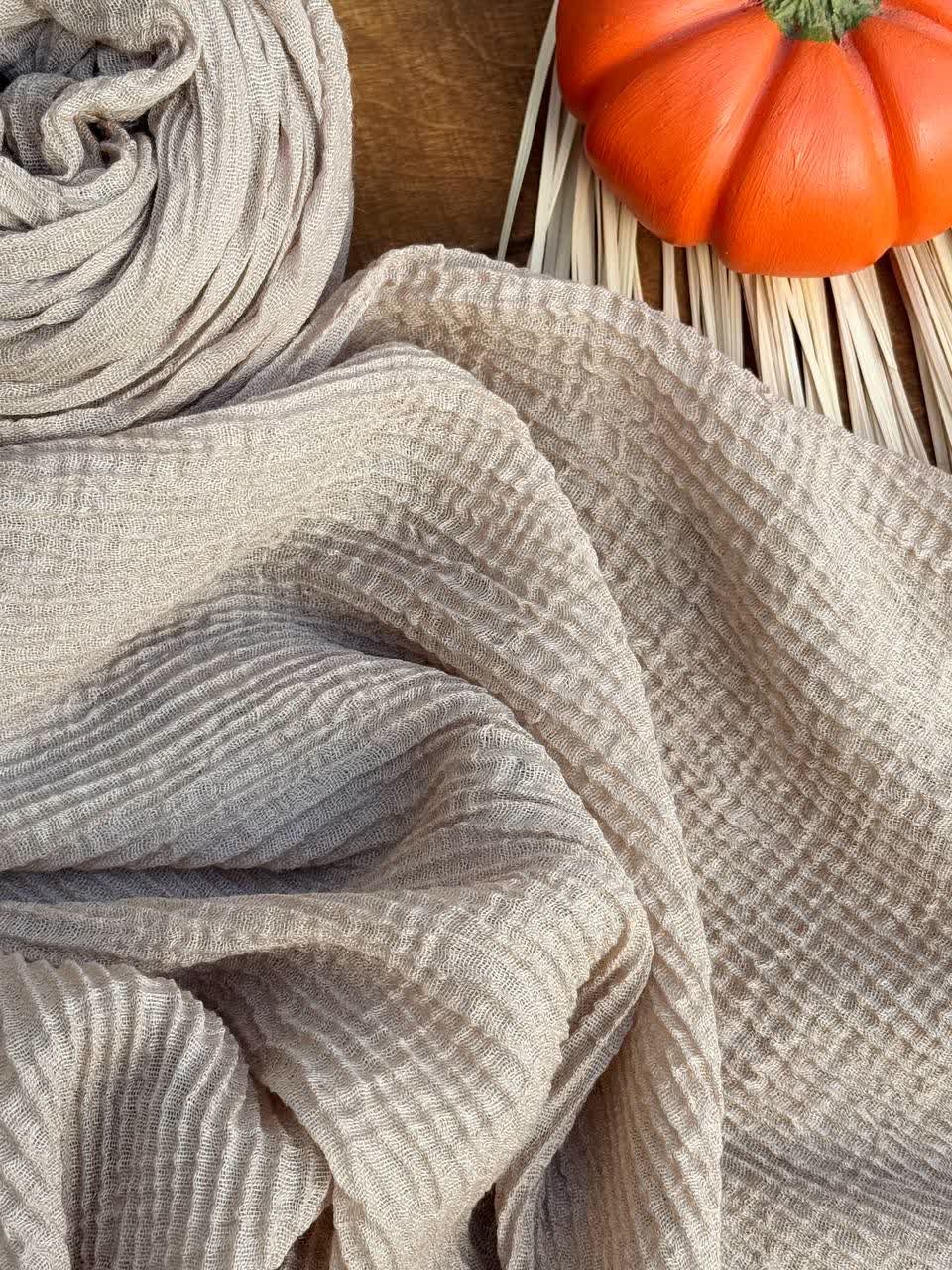 02463-شال منگوله چوبی