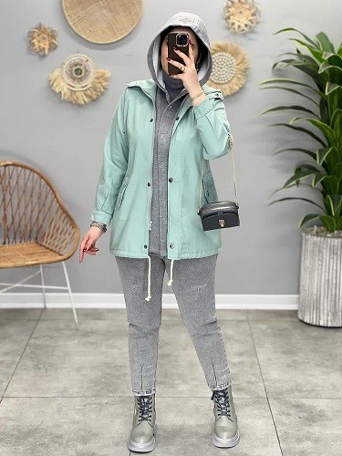 1733 -شکت دوتیکه تولیکان