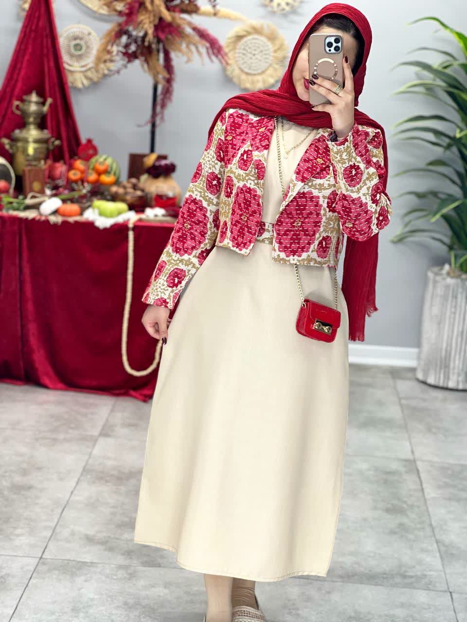 1734-کت و سارافون گلشیفته