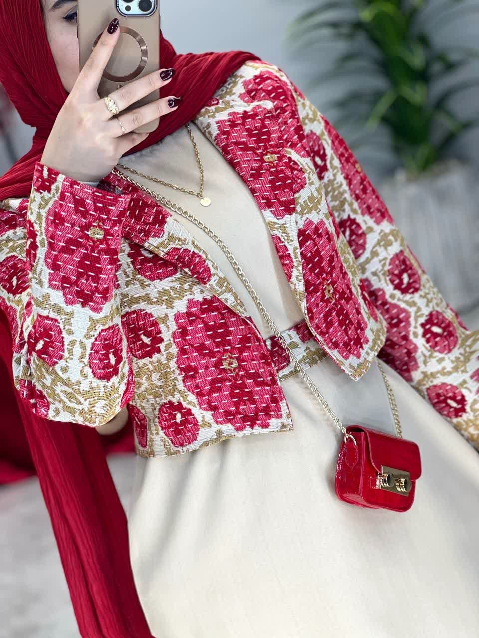 1734-کت و سارافون گلشیفته