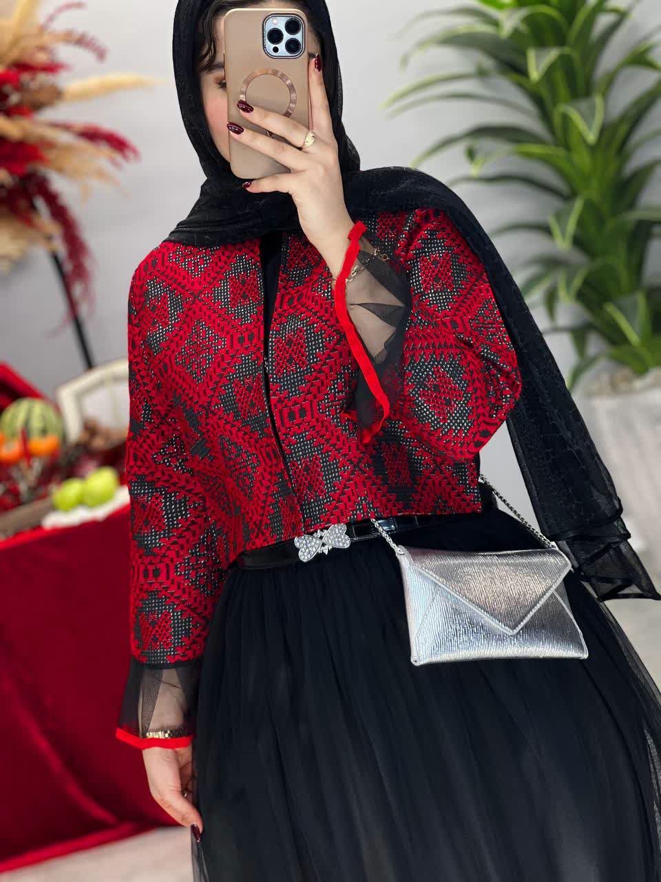 1740-کت و دامن گیلاس