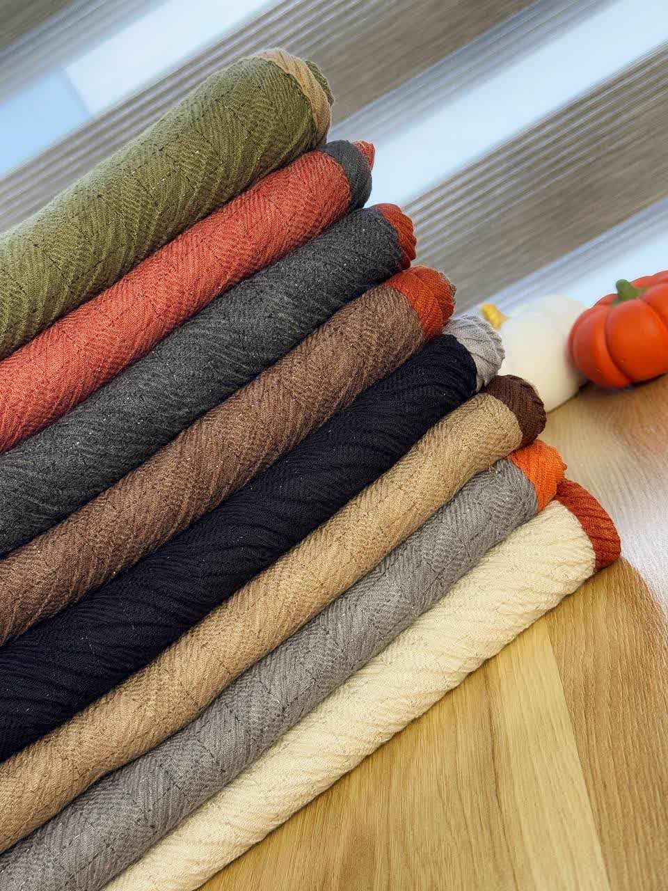 02487-شال وارداتی هیوا