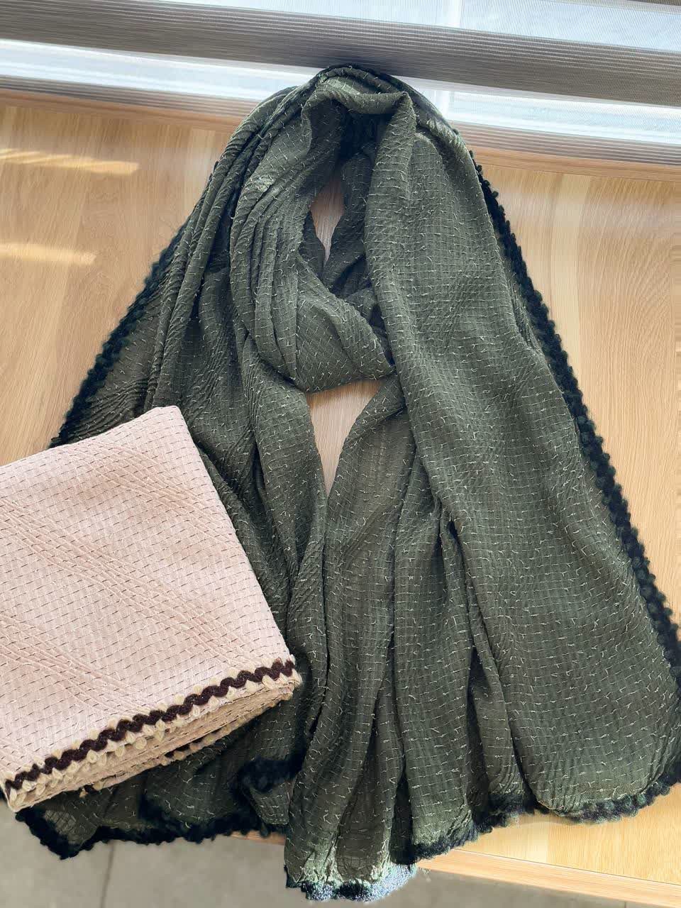 02486-شال مورچه ای طنابی