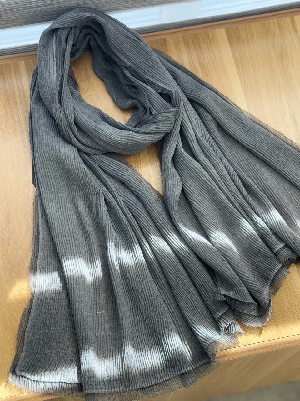 02483-شال وارداتی ونوس