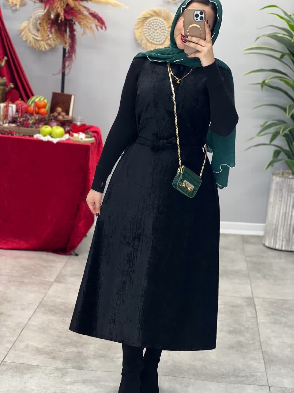 1760-کت و سارافون دیبا