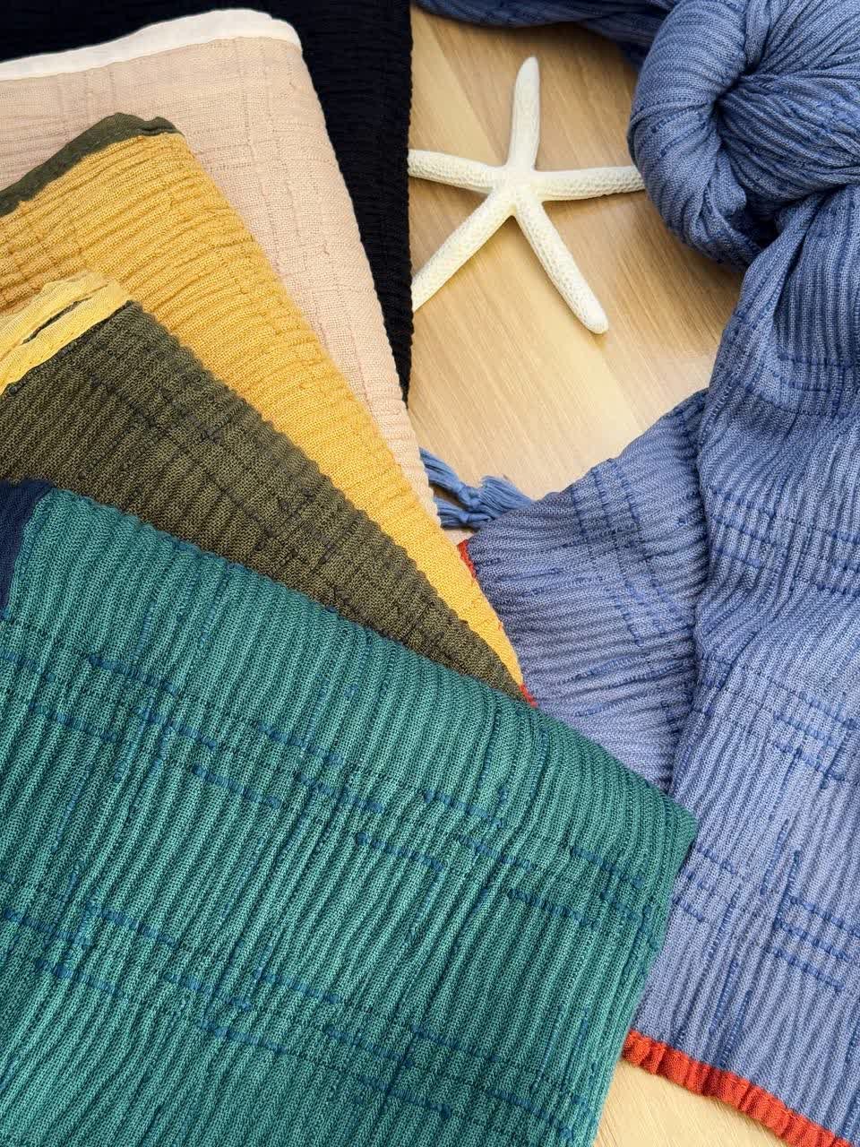 02489-شال منگوله اسکات