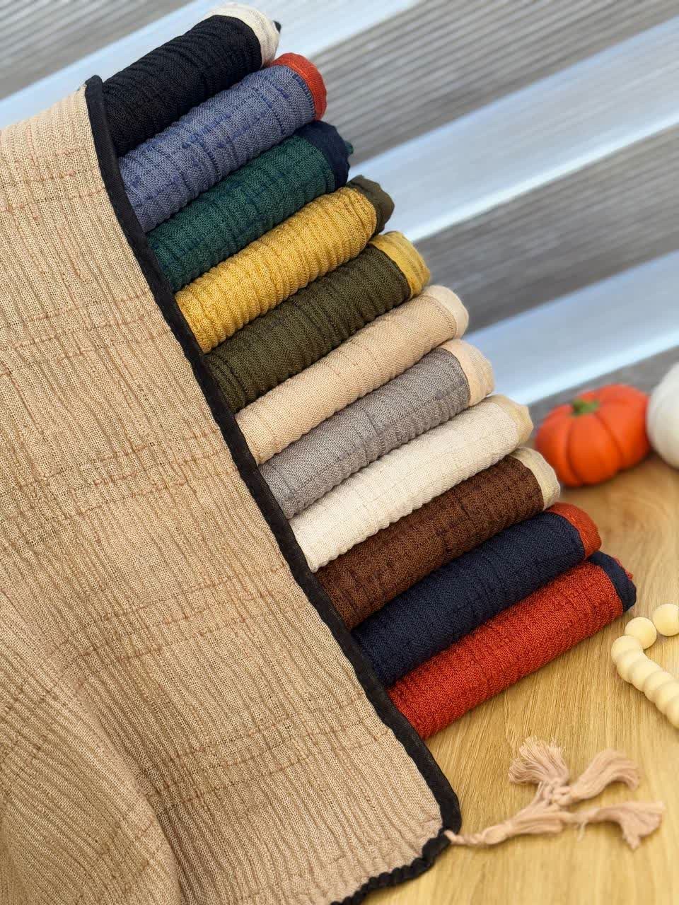 02489-شال منگوله اسکات