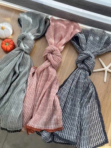 02502-شال گلدار اوسی