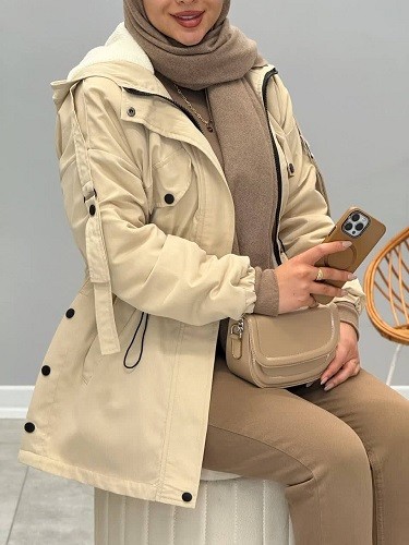 1800_ کاپشن مینیکا